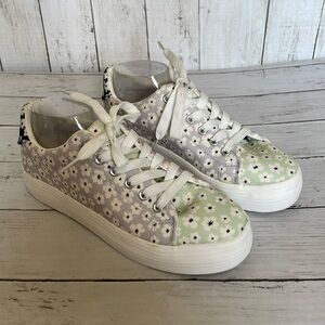 Call It Spring Vegan Floral Canvas Platform Sneaker